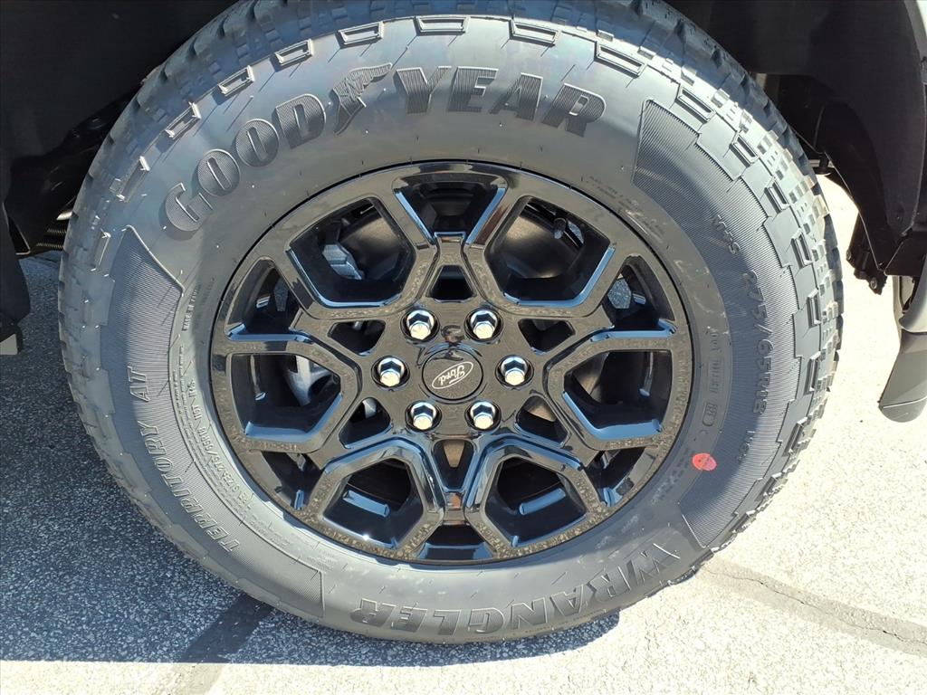 2025 Ford F-150 XLT - Photo 16