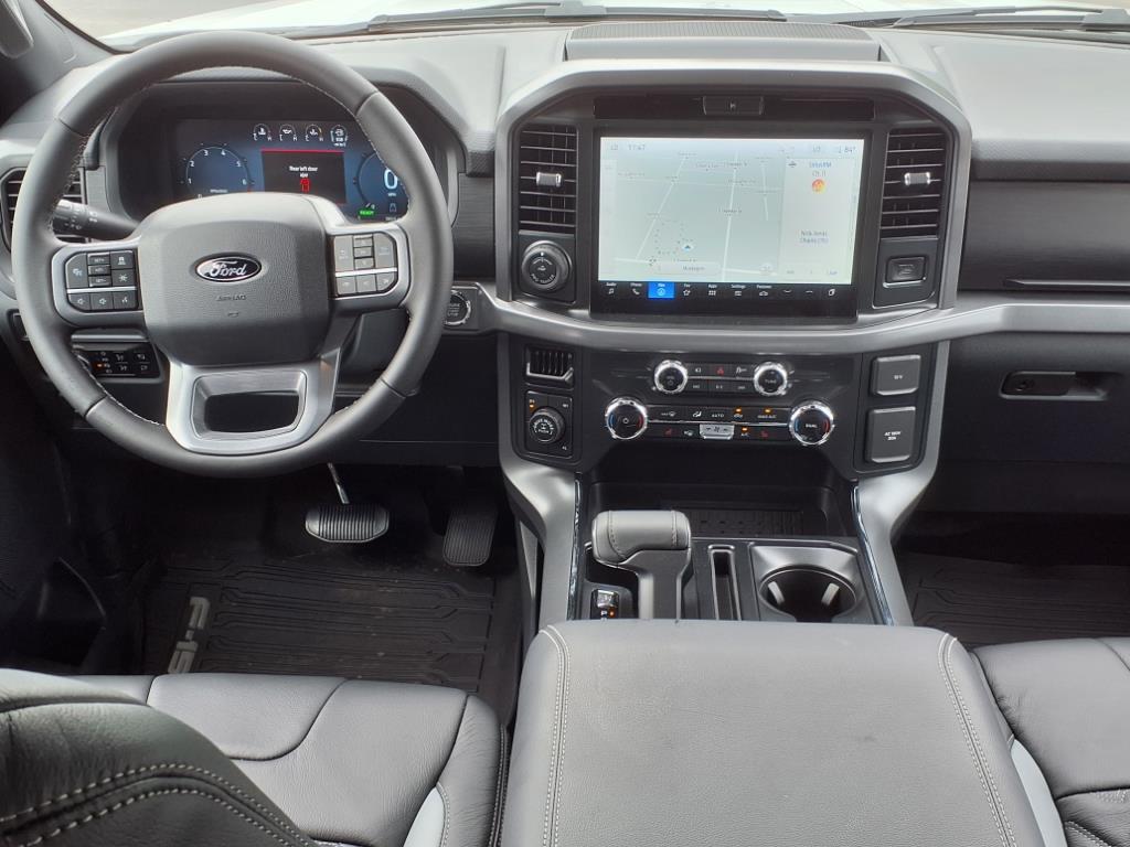 2025 Ford F-150 XLT - Photo 13