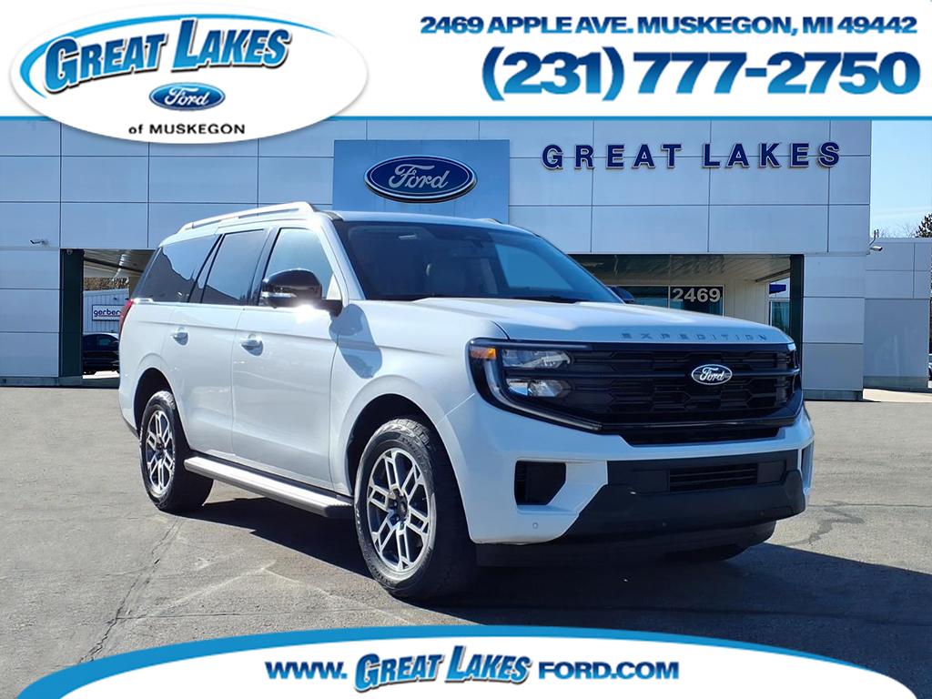 2026 Ford Expedition Active 4x4's photo