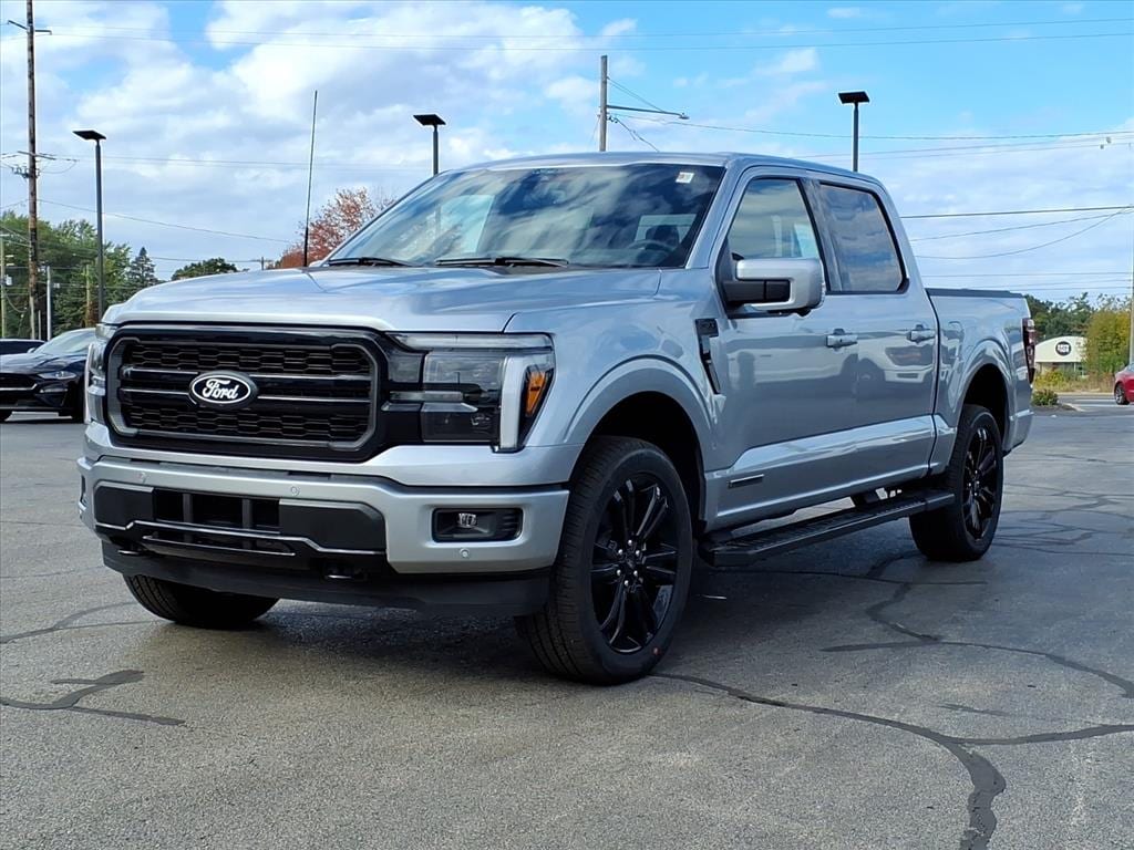 New 2025 Ford F-150 Lariat 4x4 Lariat SuperCrew 5.5 ft. SB