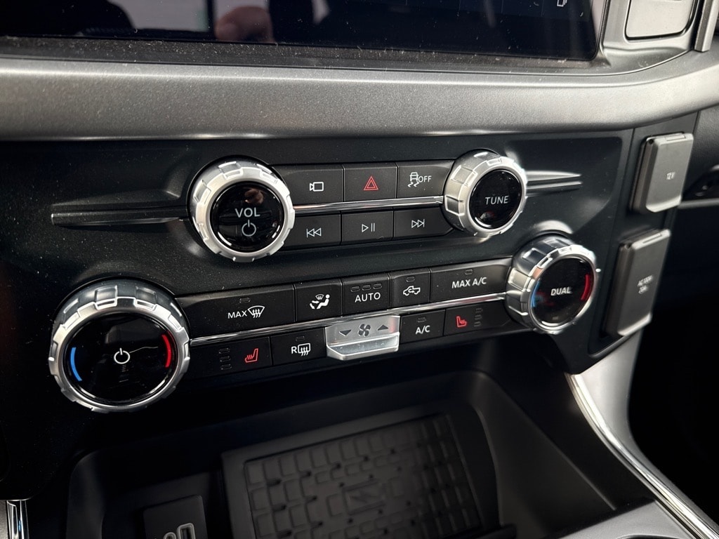 2025 Ford F-150 XLT - Photo 20