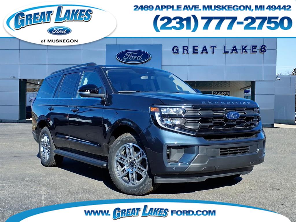 2025 Ford Expedition Active's photo