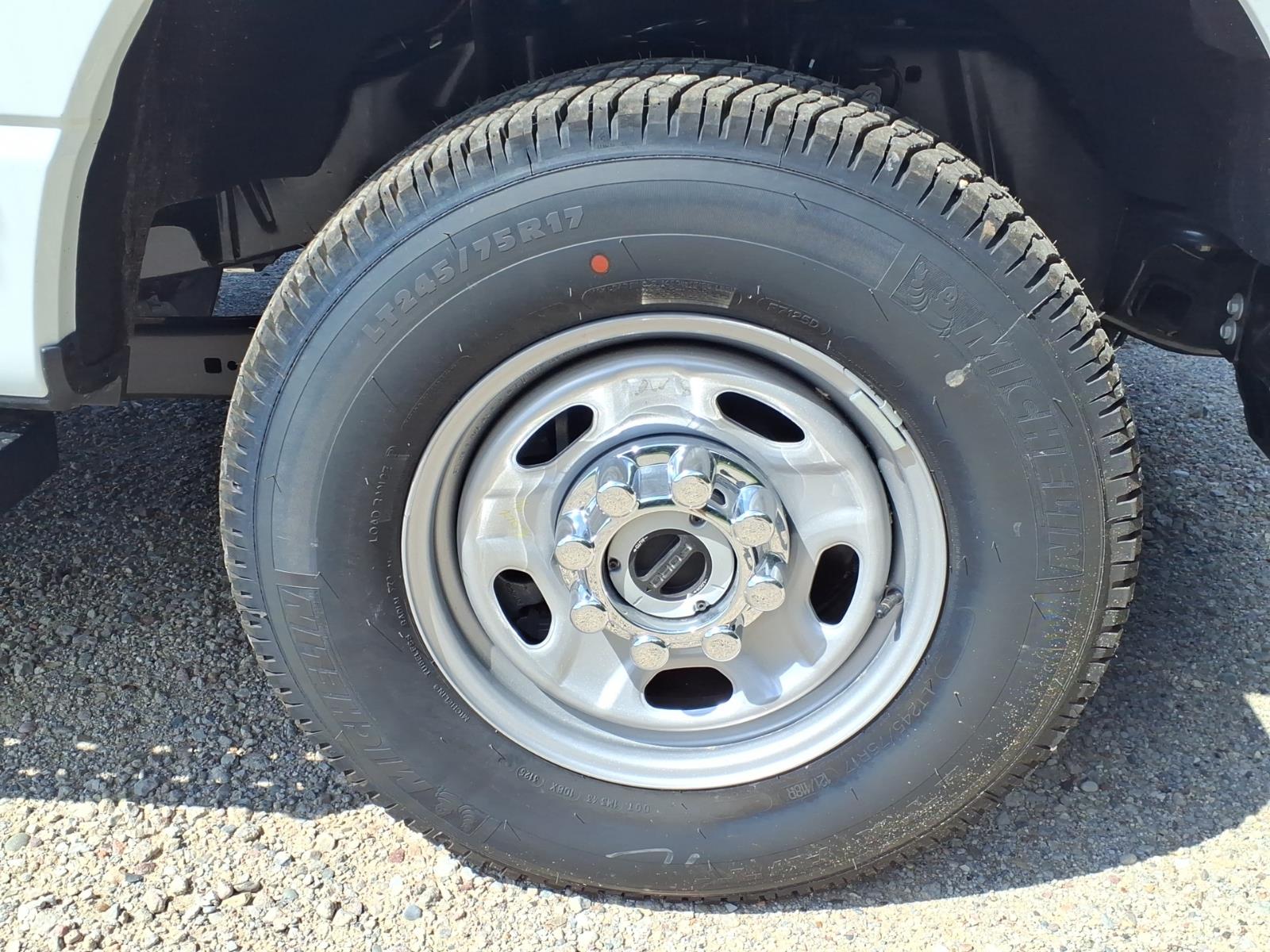 2026 Ford F-250 Super Duty XL - Photo 13