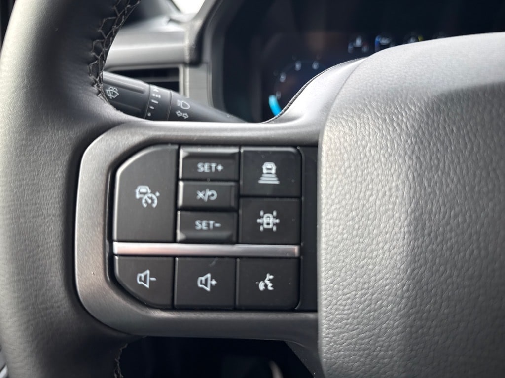 2025 Ford F-150 XLT - Photo 26