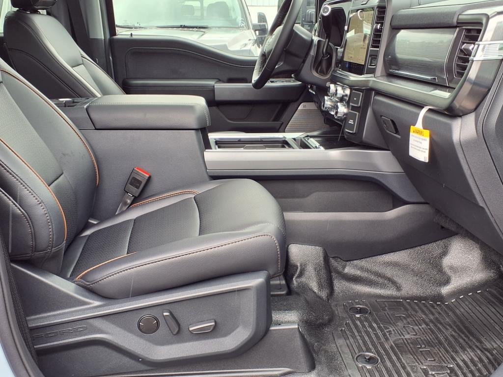 2025 Ford F-350 Super Duty Lariat - Photo 19