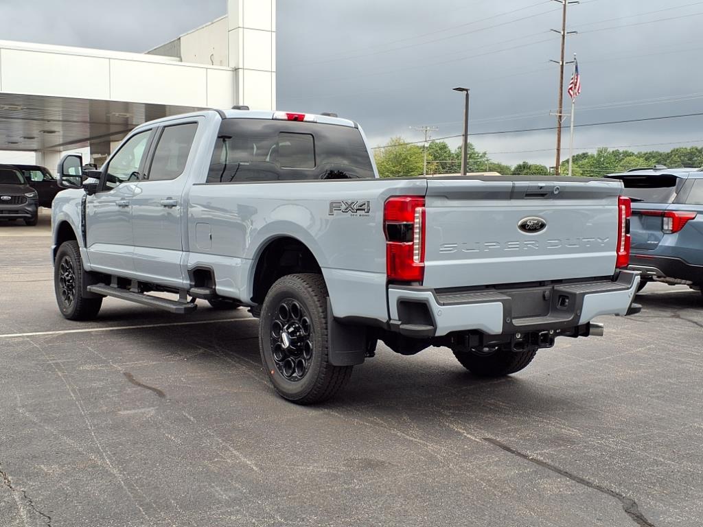 2025 Ford F-350 Super Duty Lariat - Photo 16