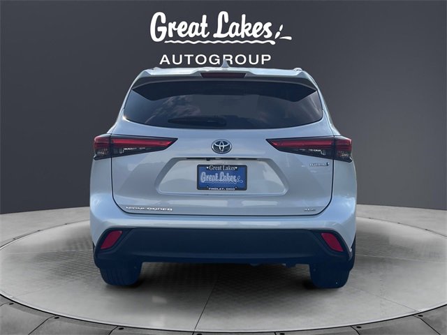 2023 Toyota Highlander Hybrid XLE photo 4