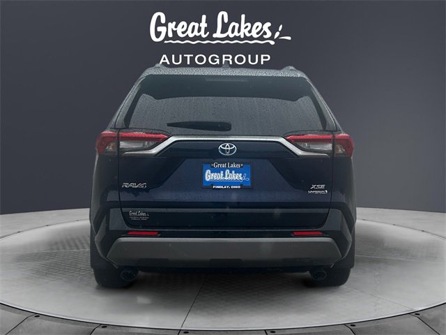 2021 Toyota RAV4 Hybrid XSE photo 4