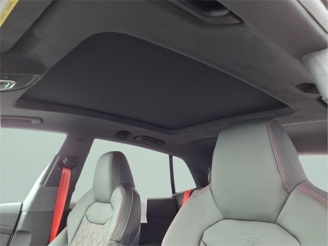 2026 Audi SQ8 Prestige - Photo 17