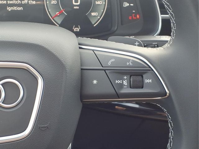 2026 Audi Q7 Premium - Photo 13