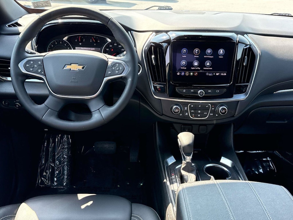 Used 2023 Chevrolet Traverse LT Leather SUV