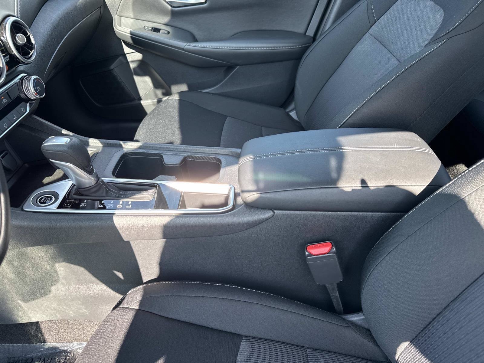 2025 Nissan Sentra SV - Photo 16