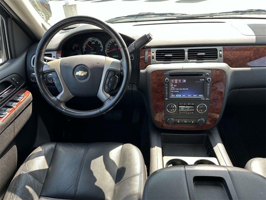 Used 2013 Chevrolet Tahoe Hybrid with VIN 1GNSKDEJ9DR354149 for sale in Greencastle, PA