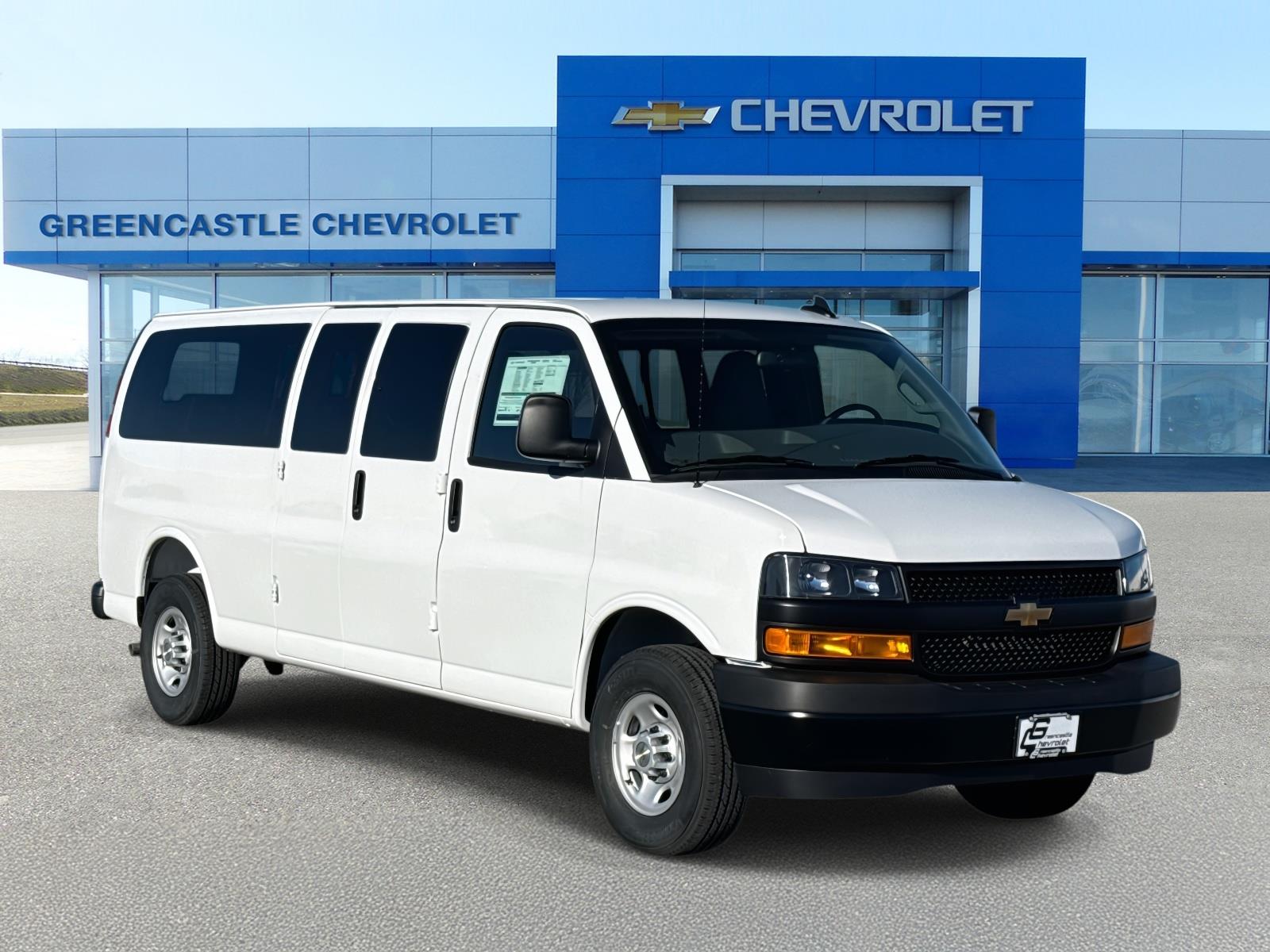2025 Chevrolet Express Passenger LS's photo