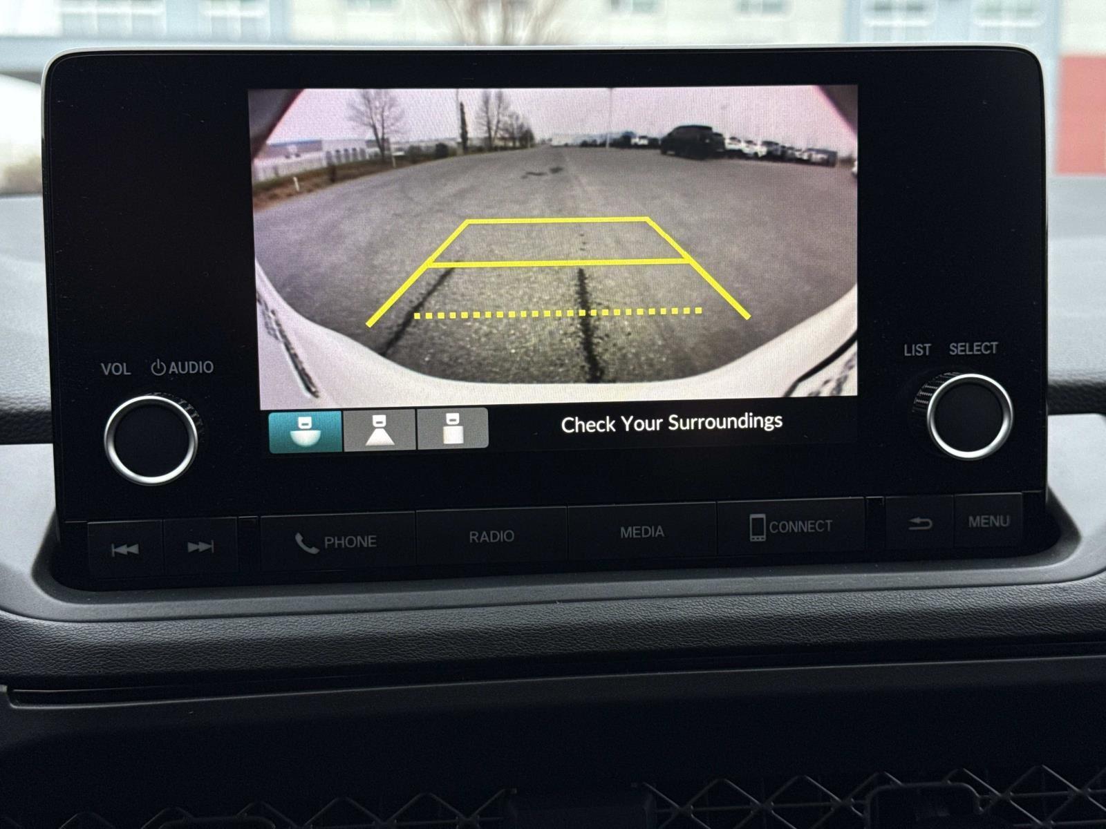 2023 Honda Accord LX photo 4