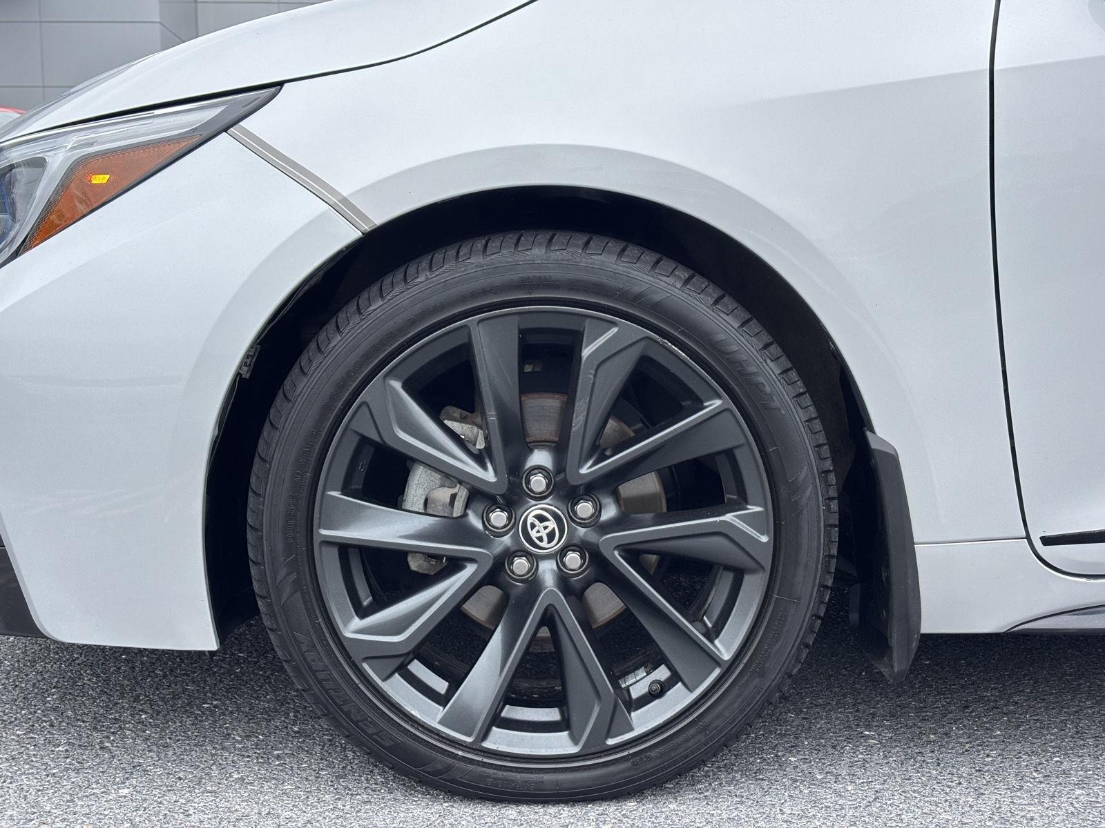 2024 Toyota Corolla SE photo 2