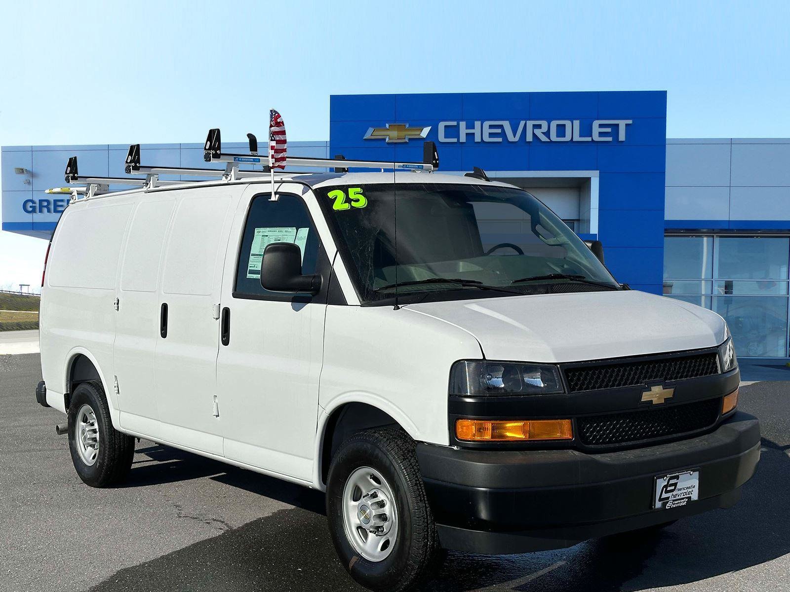 2025 Chevrolet Express 3500 Work Van HD's photo