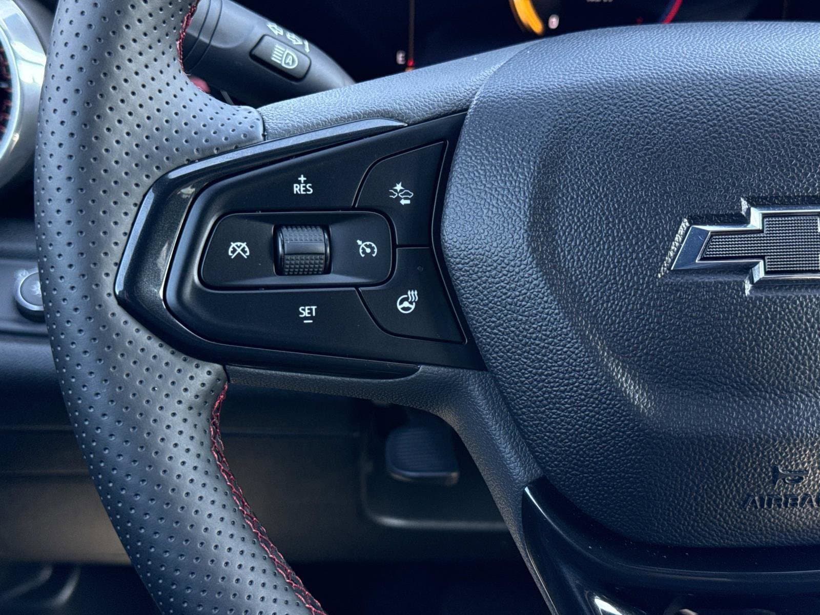 2026 Chevrolet Trax RS - Photo 6