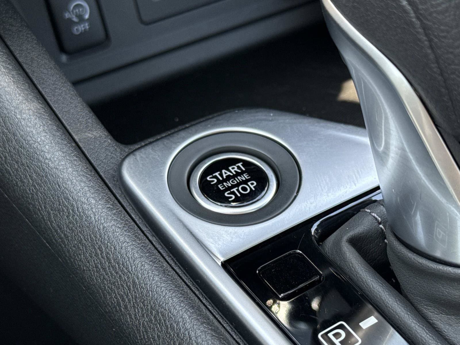 2025 Nissan Sentra SV - Photo 15