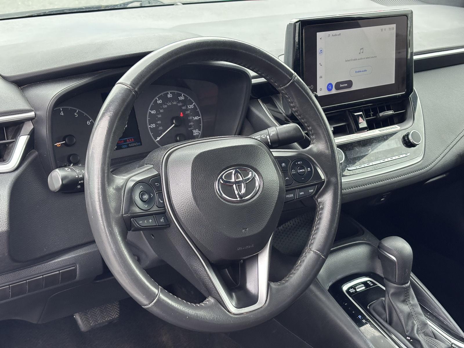 2024 Toyota Corolla SE photo 3