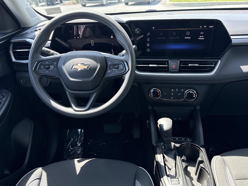 Used 2025 Chevrolet Trailblazer LS SUV