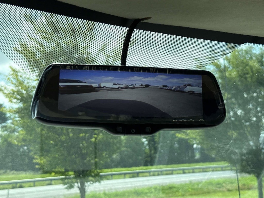 New 2026 Chevrolet Express Passenger 1LS Van