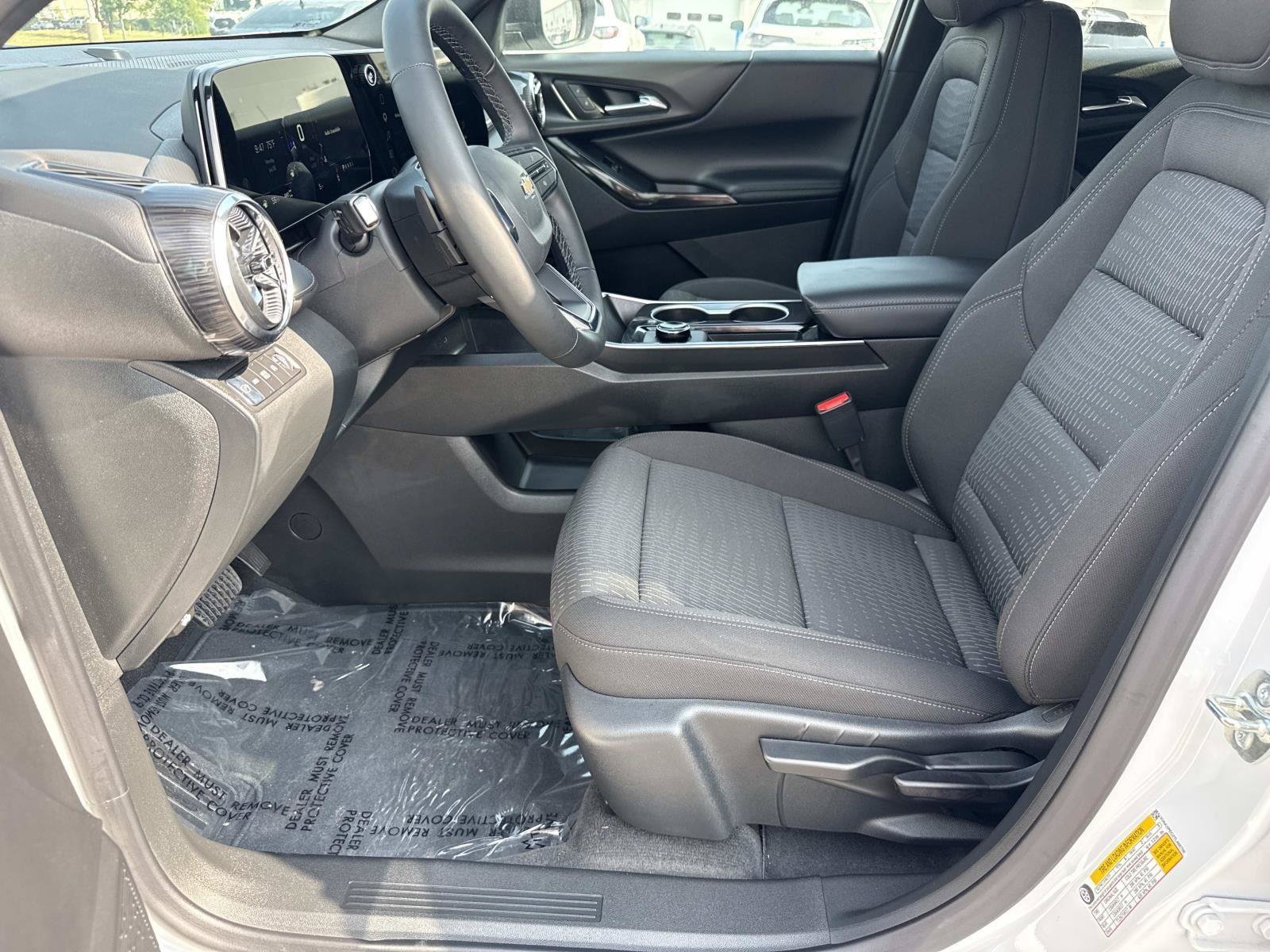 2026 Chevrolet Equinox LT - Photo 9