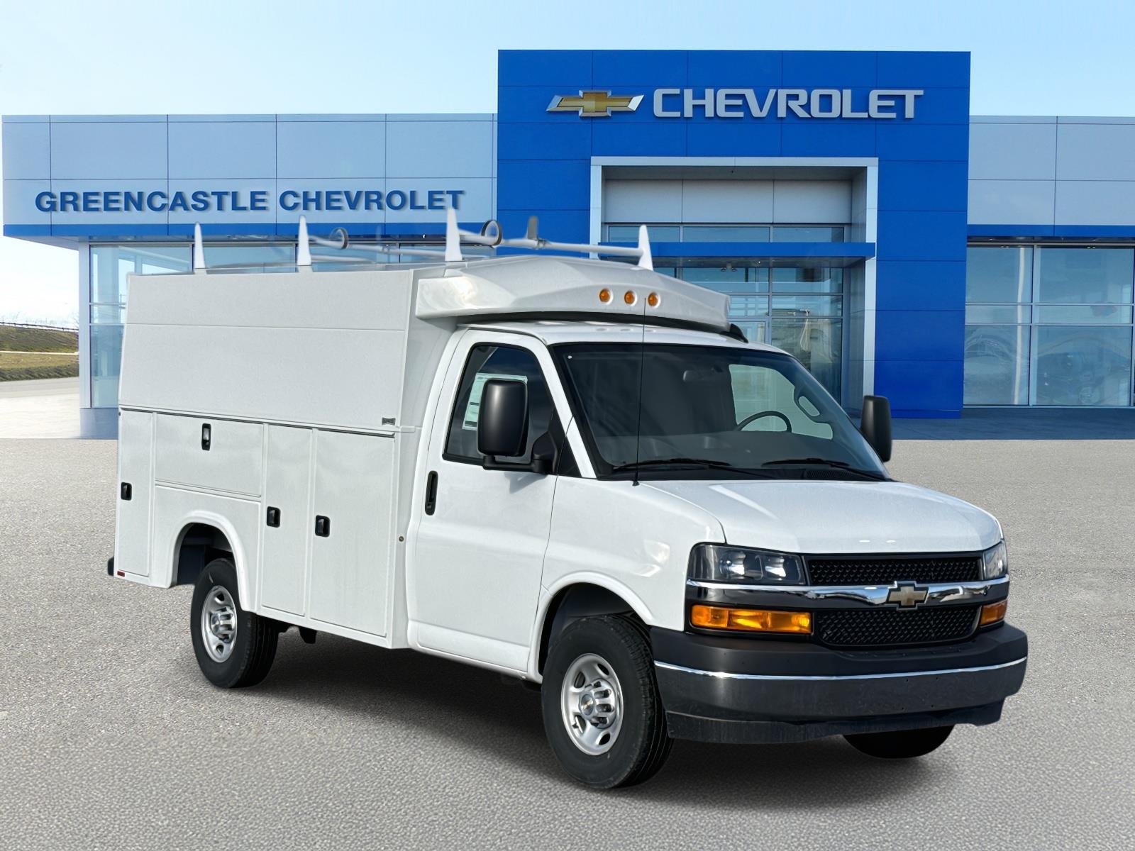 2025 Chevrolet Express Cutaway Base's photo