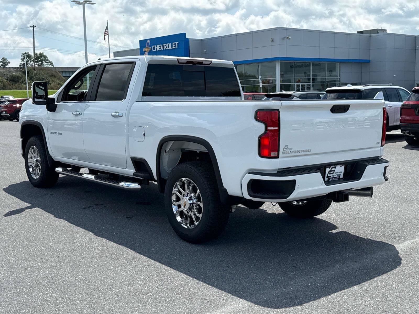 2026 Chevrolet Silverado 3500 HD LT - Photo 14