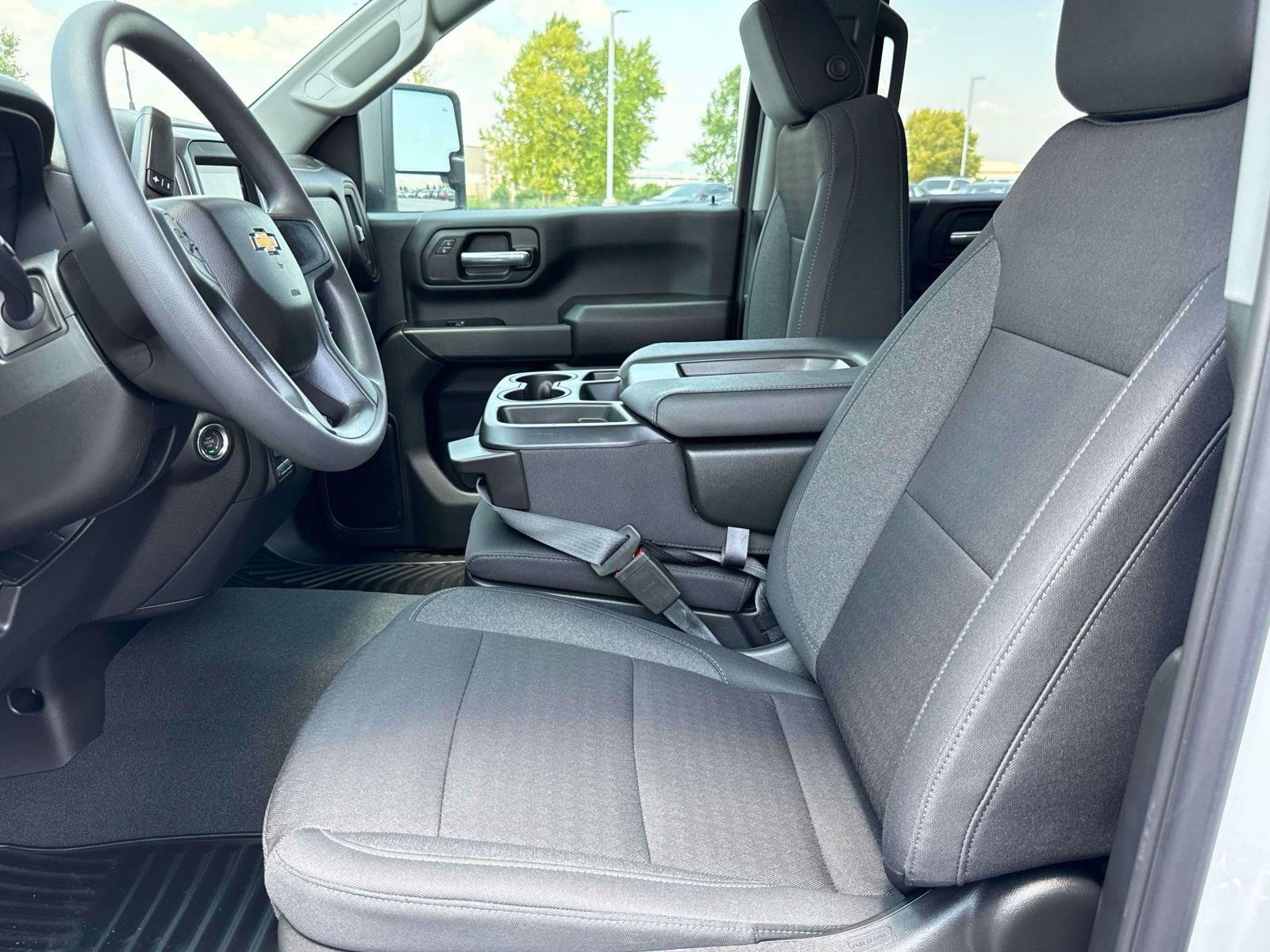 2026 Chevrolet Silverado 2500 HD Custom - Photo 9