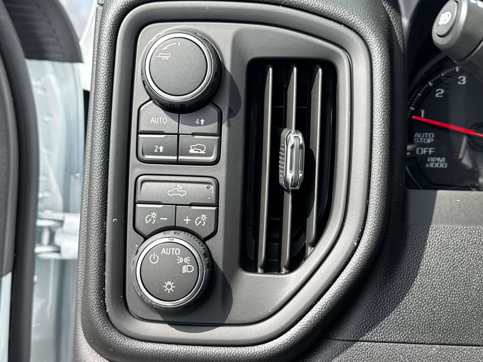 2026 Chevrolet Silverado 1500 Work Truck - Photo 7