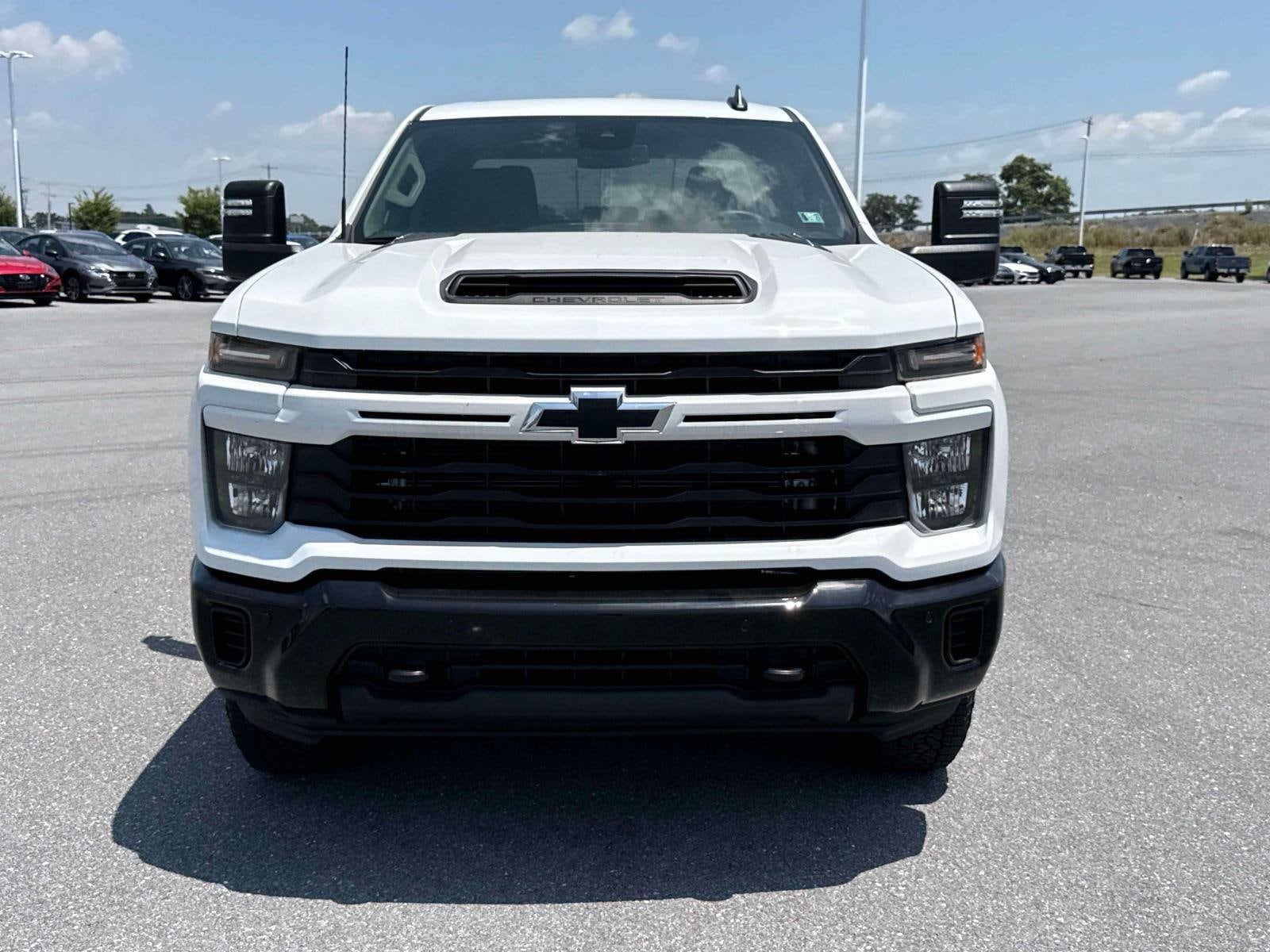 2026 Chevrolet Silverado 2500 HD Custom - Photo 16