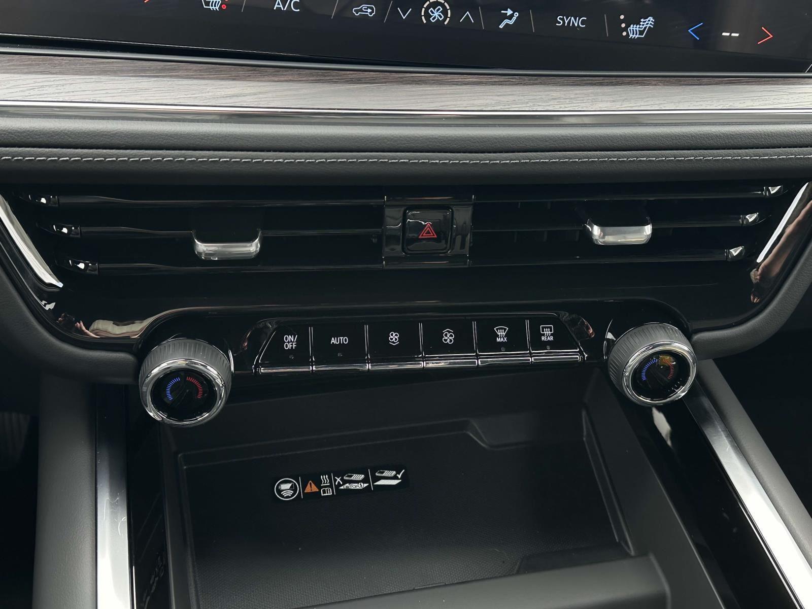 2025 Chevrolet Tahoe LT photo 4