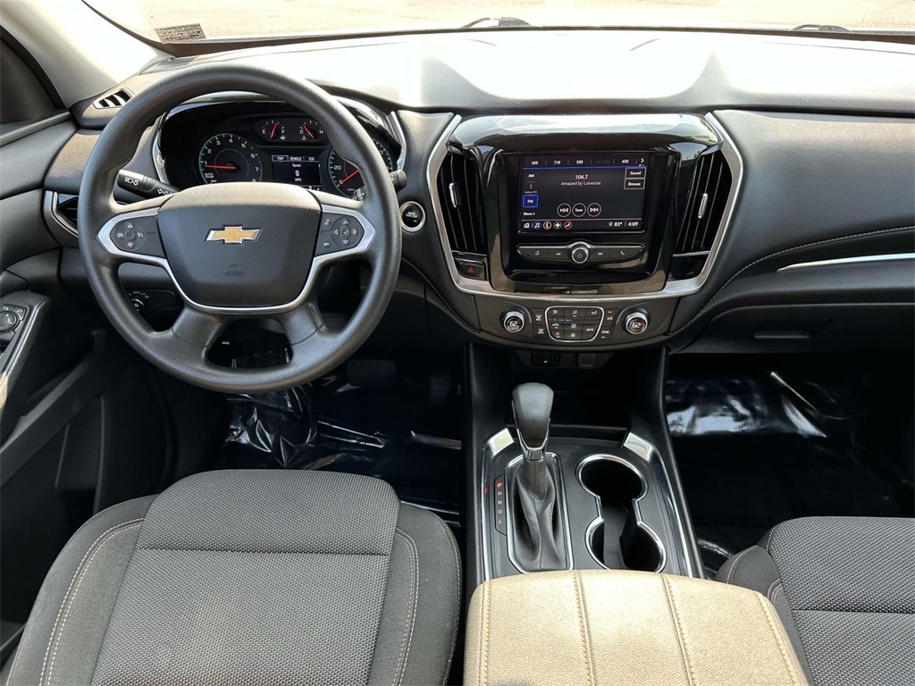 Used 2021 Chevrolet Traverse LS with VIN 1GNERFKW1MJ199504 for sale in Greencastle, PA