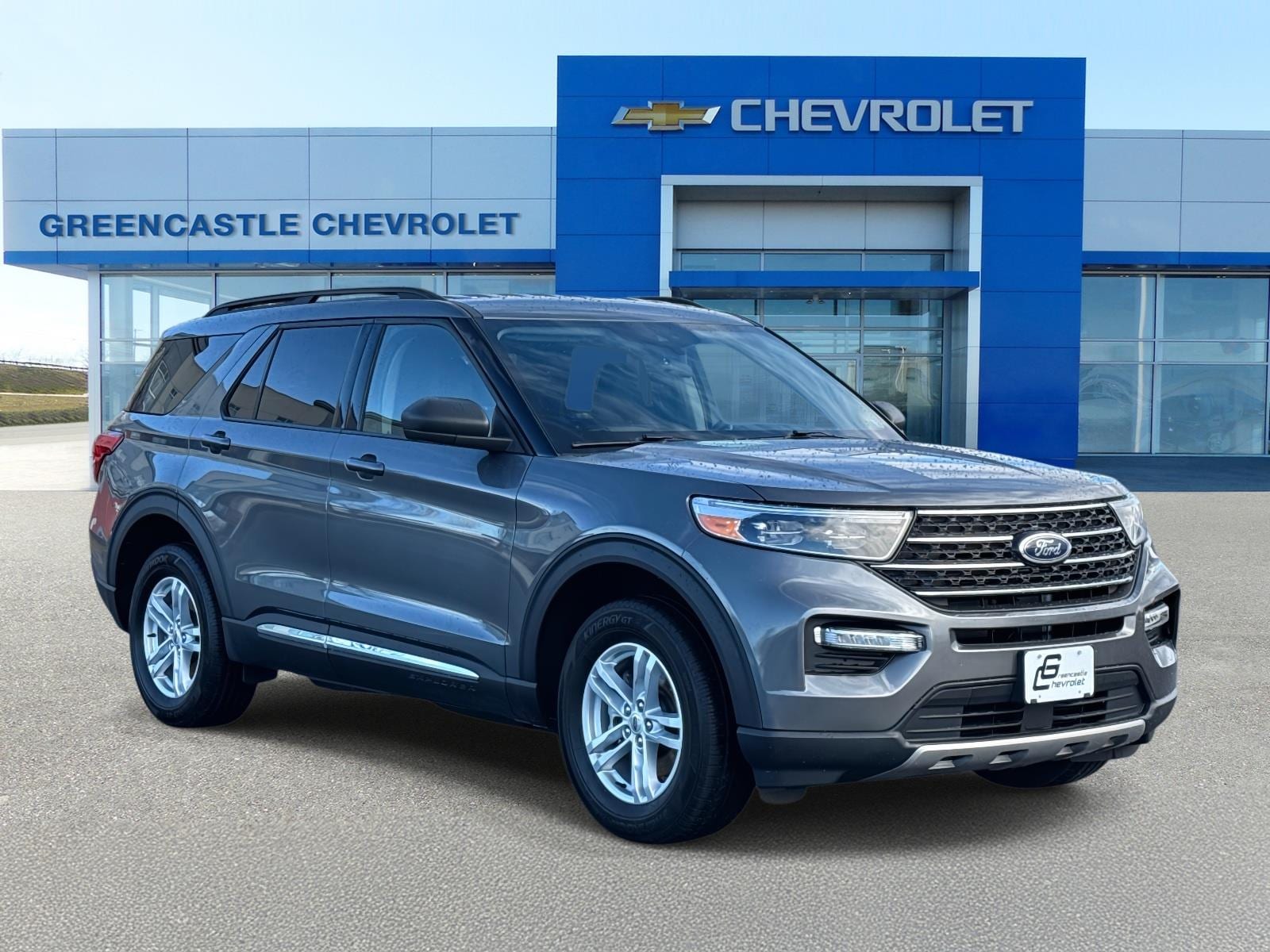 2023 Ford Explorer XLT's photo