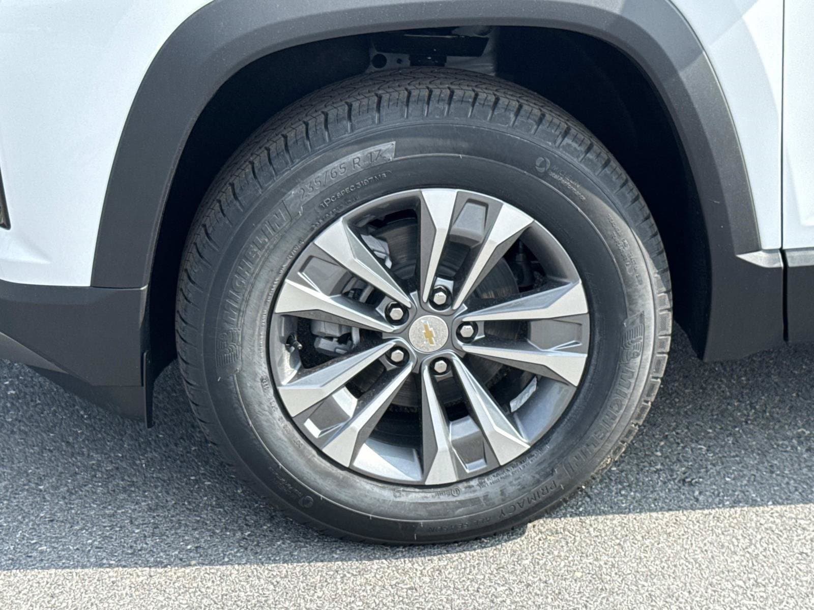 2026 Chevrolet Equinox LT - Photo 17