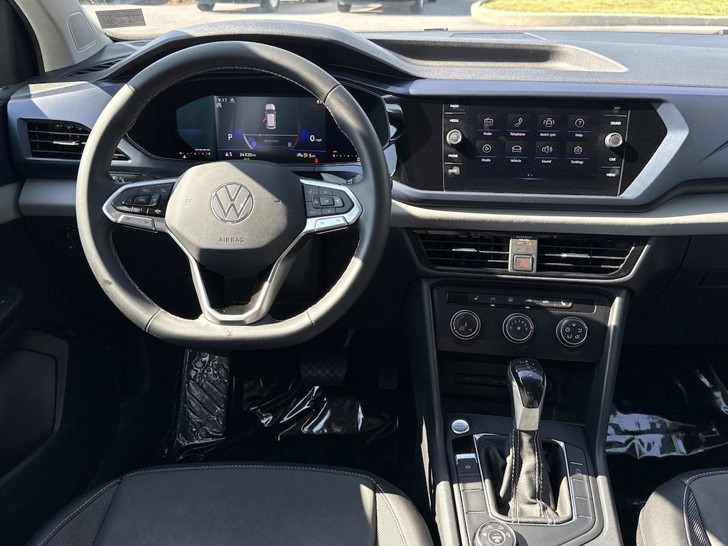 Used 2022 Volkswagen Taos SE
