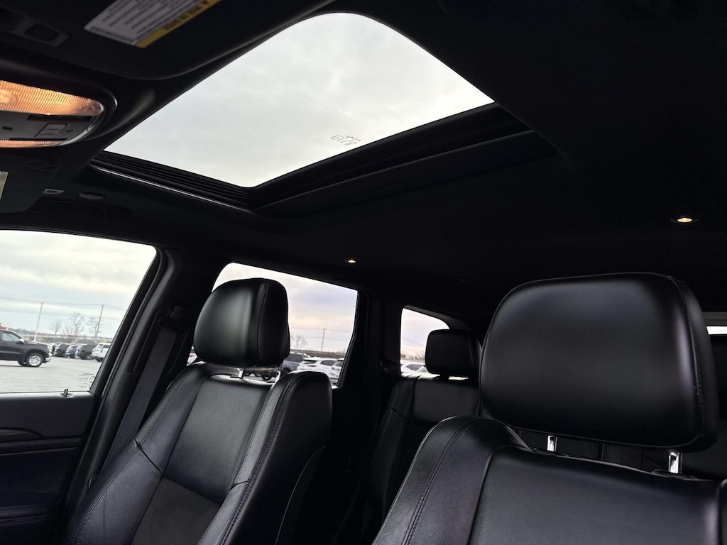 Used 2019 Jeep Grand Cherokee Altitude