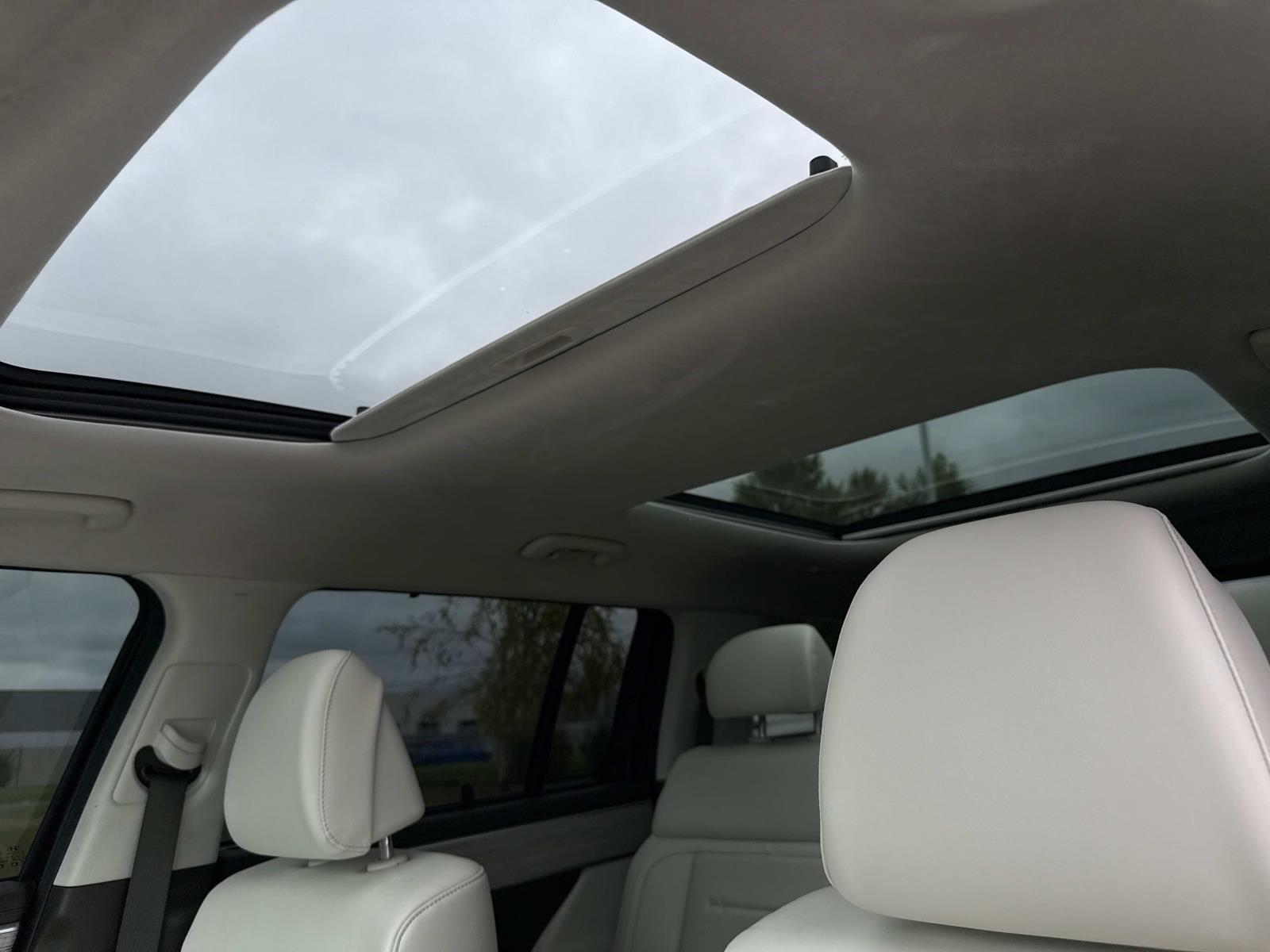2025 Hyundai Santa Fe photo 3