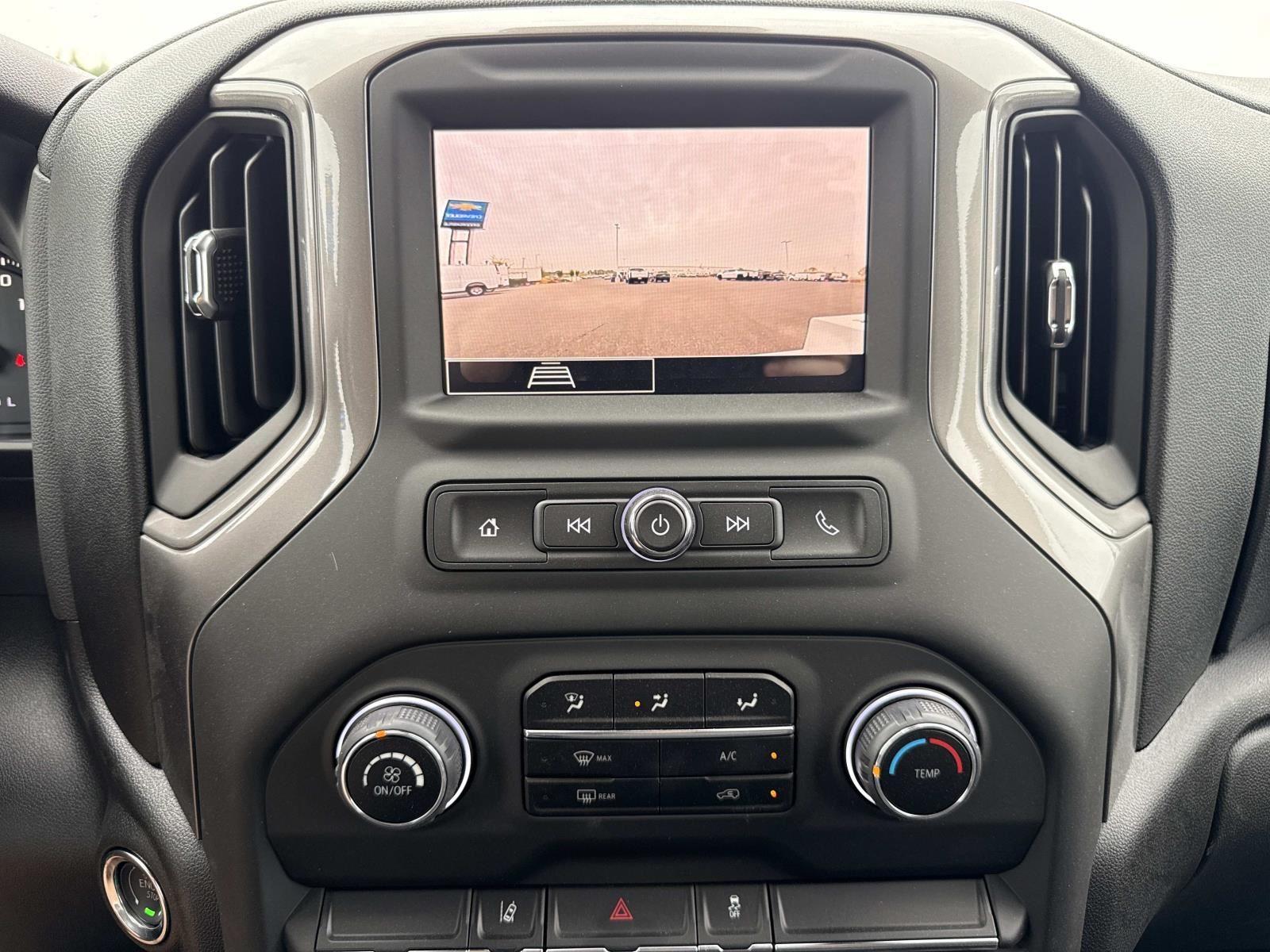 2025 Chevrolet Silverado 3500HD Work Truck photo 3