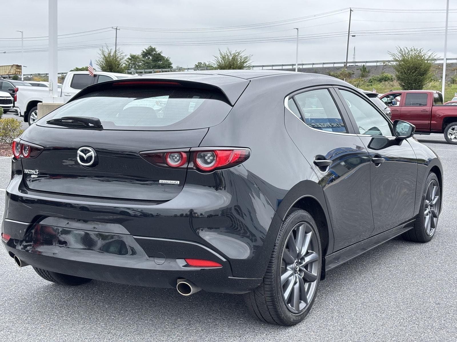 2021 Mazda Mazda3 Hatchback Select photo 3