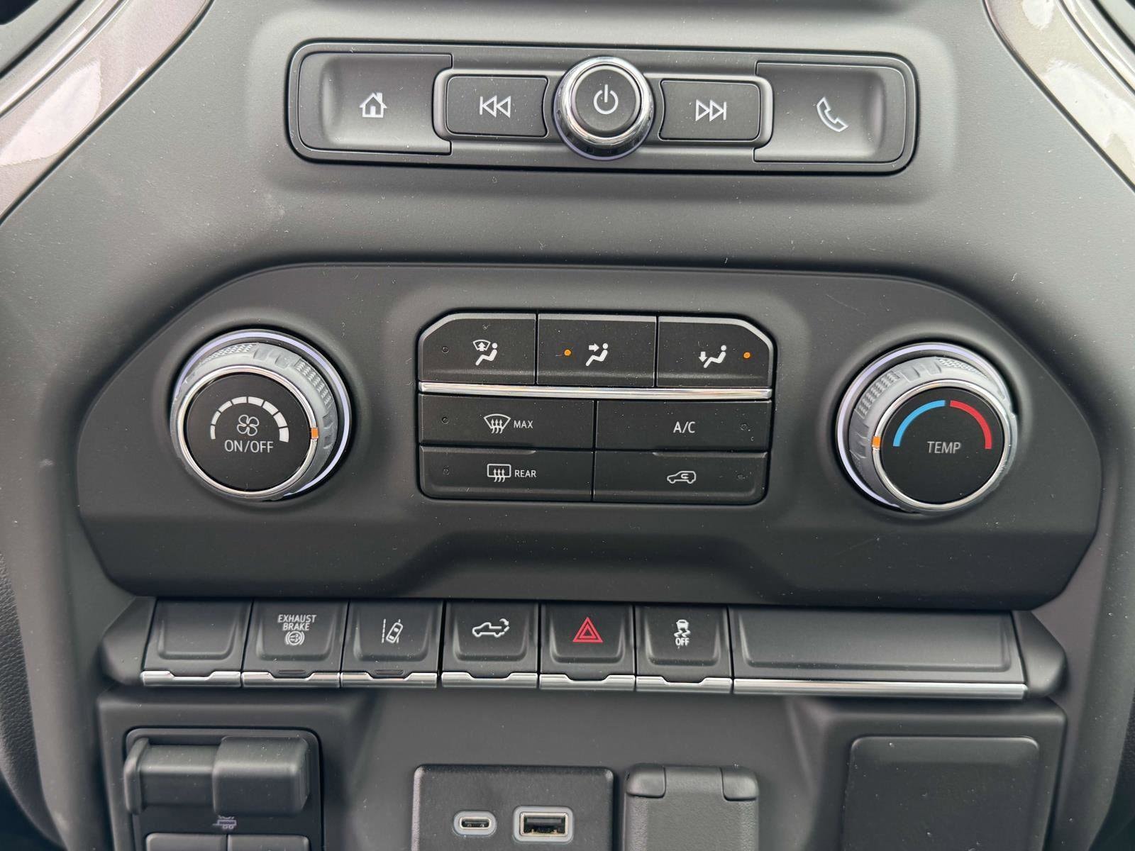 2025 Chevrolet Silverado 3500 HD Work Truck - Photo 5