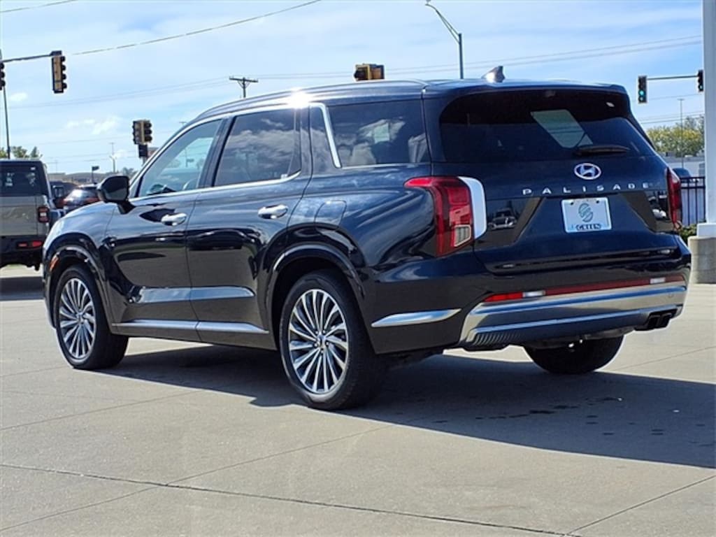 Used 2024 Hyundai Palisade Calligraphy SUV