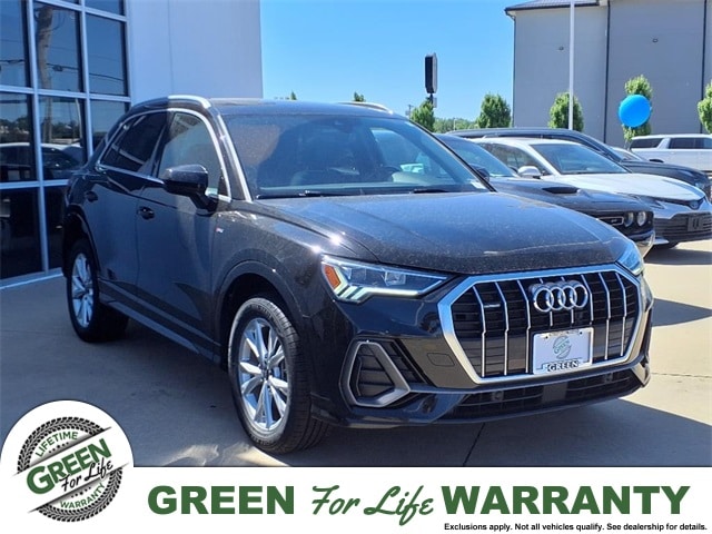 2023 Audi Q3 45 S line Premium