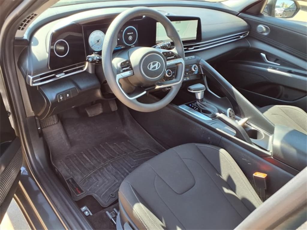 Used 2024 Hyundai Elantra SEL Sedan