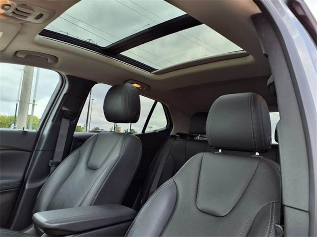 Used 2023 Buick Encore GX Essence SUV