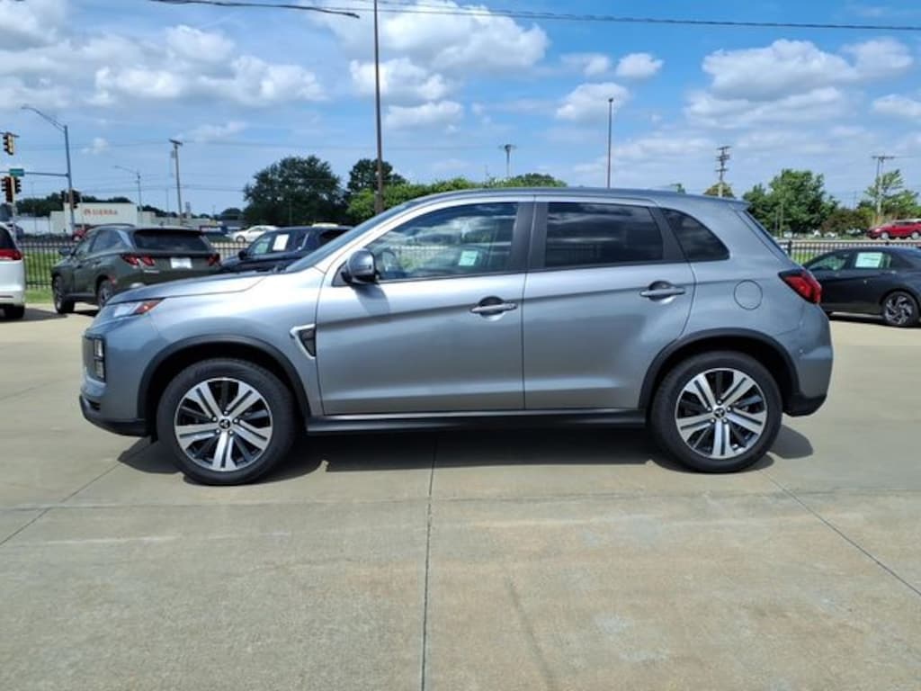 Used 2024 Mitsubishi Outlander Sport 2.0 SE SUV