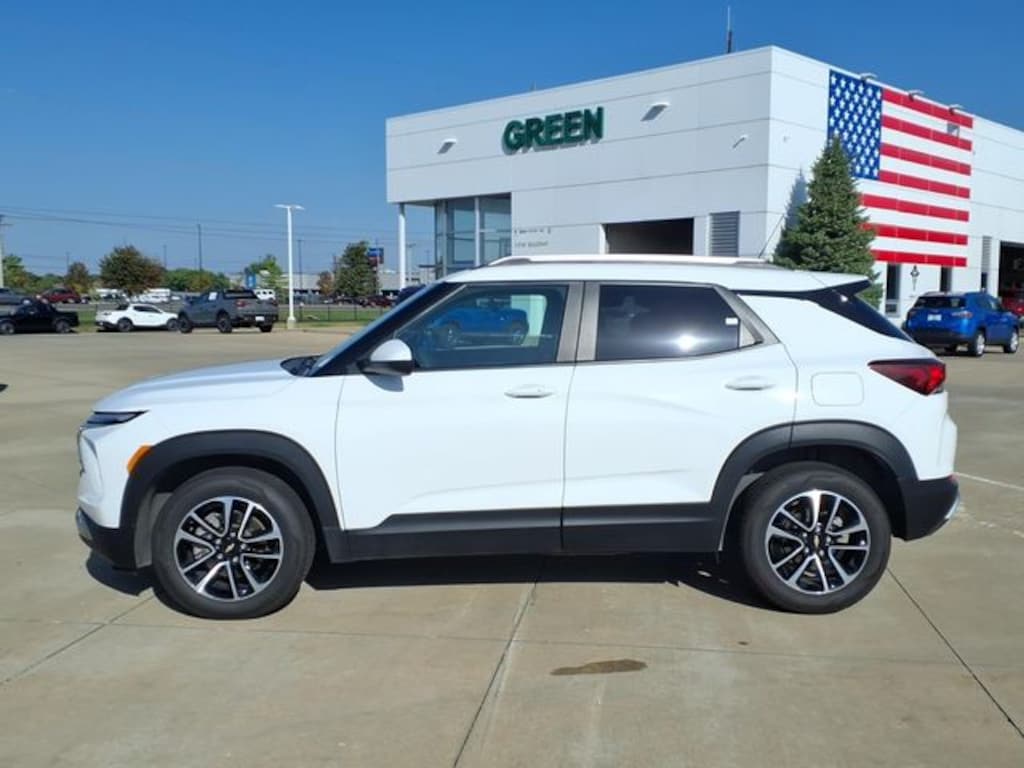 Used 2025 Chevrolet Trailblazer LT SUV