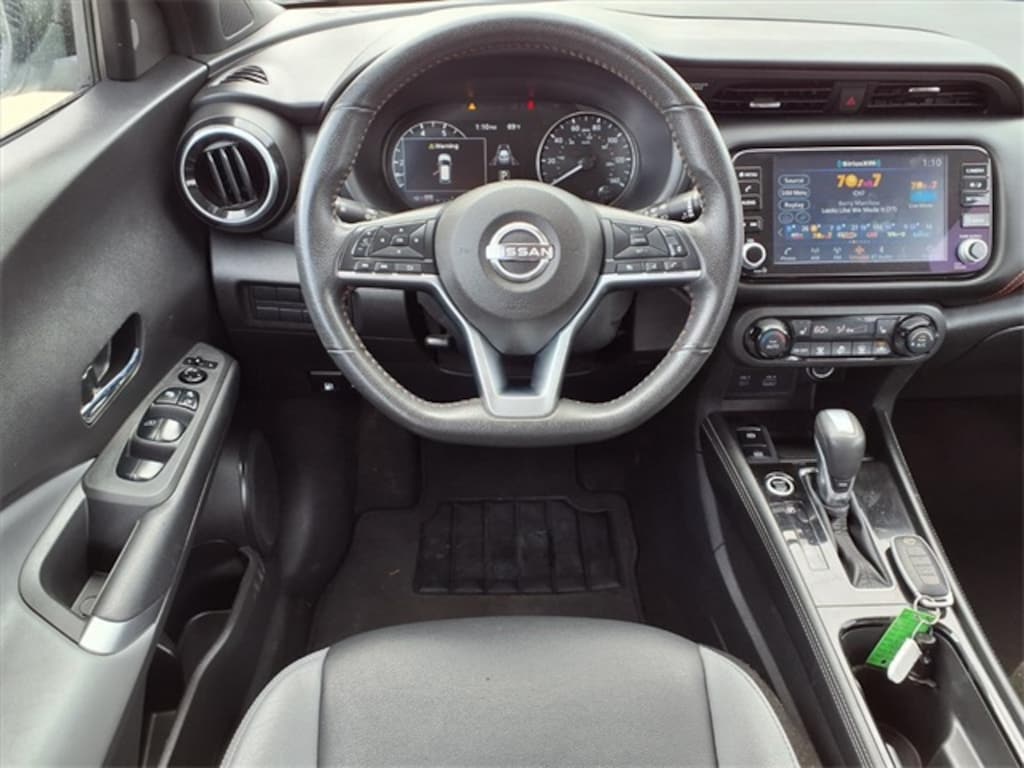 Used 2023 Nissan Kicks SR SUV