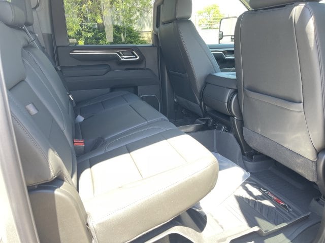 2026 Chevrolet Silverado 3500HD LT - Photo 15